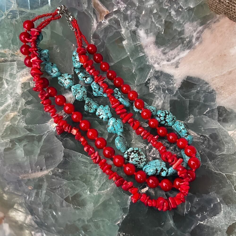 Bold Coral And Turquoise Beaded Necklace - Picture 4 of 5